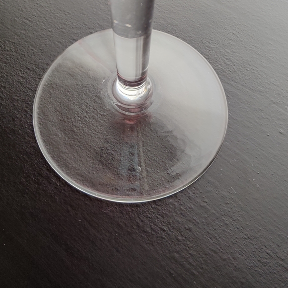 2 Pink 🩷 | 8 oz | Wine 🍷 Glasses - Picture 4 of 10